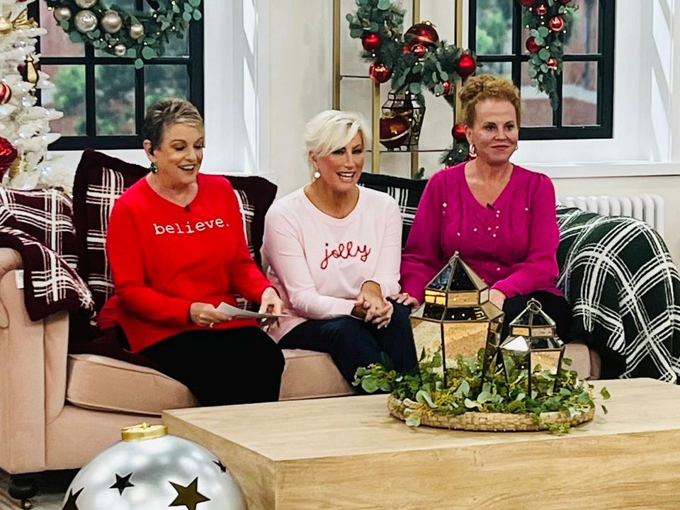 You are currently viewing Meet Kim Gravel, QVC Breakout Star And Forbes 50 Over 50 Honoree